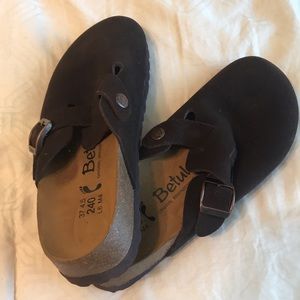 Brown Like New Birkenstocks